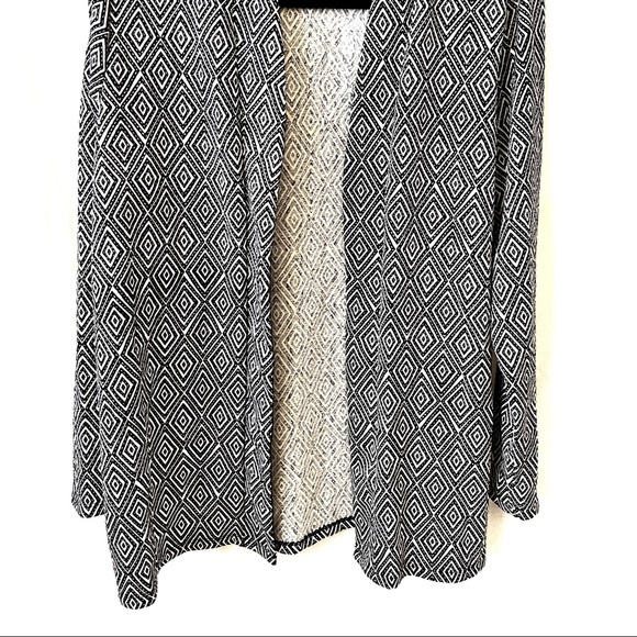 H&M Women's Cardigan Diamond Print Blazer in Medium - Picture 6 of 9